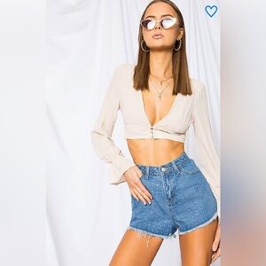 Superdown Esme Button Crop Top in Nude SZ‎ M